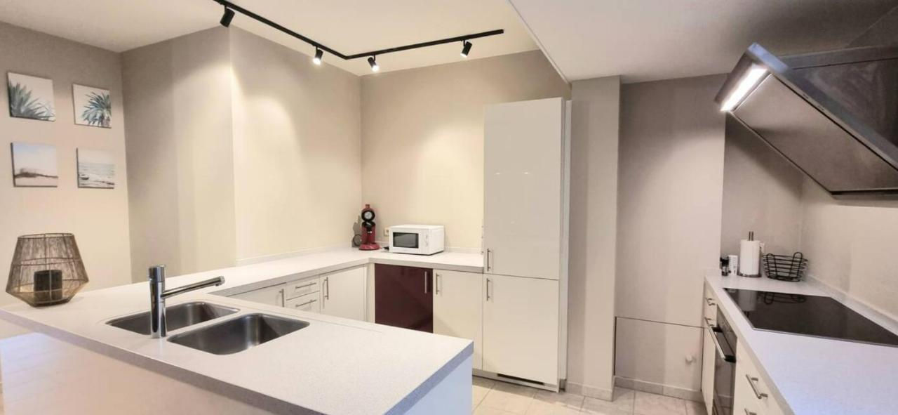 Familie Appartement Hartje Knokke Met Optie Parking 外观 照片