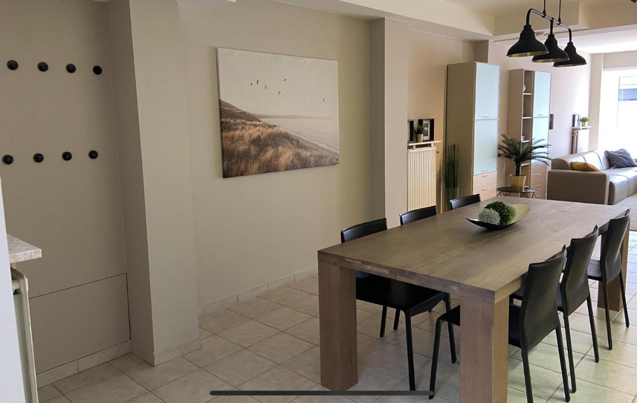 Familie Appartement Hartje Knokke Met Optie Parking 外观 照片
